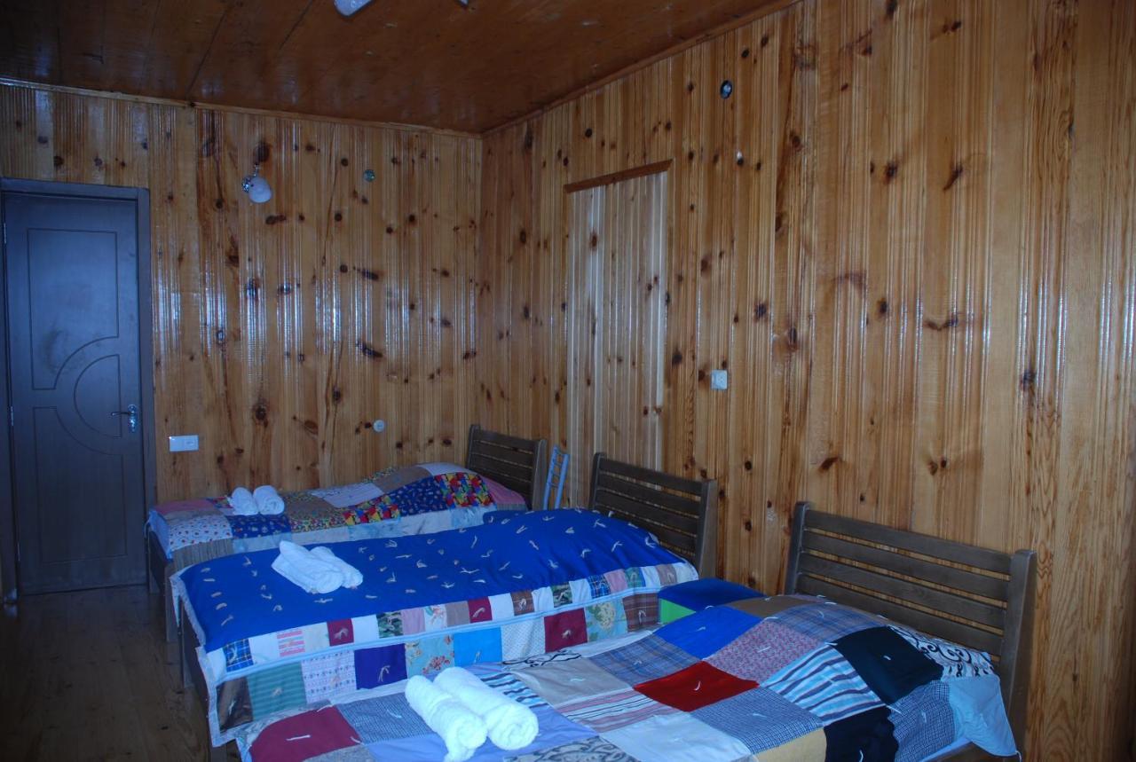 Keti Pilpani Guesthouse Mestia Esterno foto