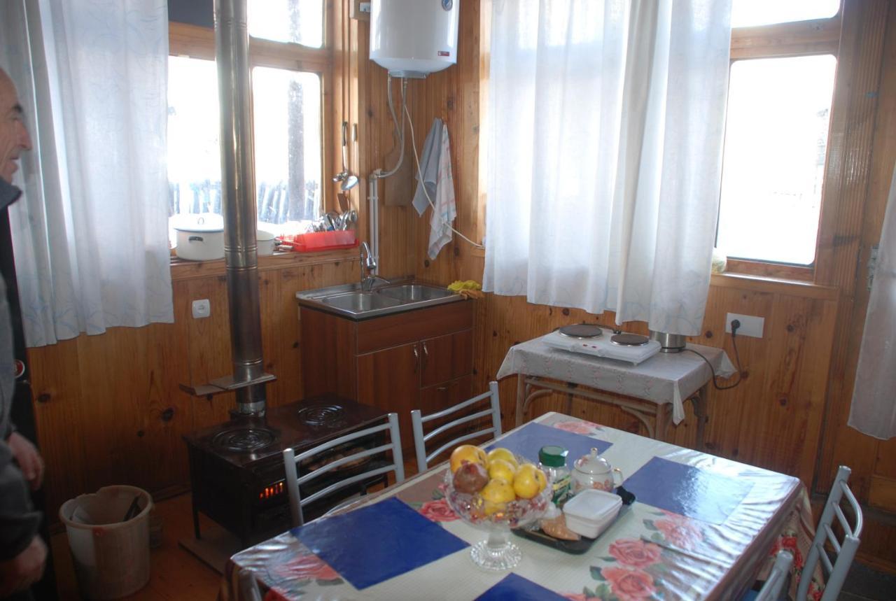Keti Pilpani Guesthouse Mestia Esterno foto