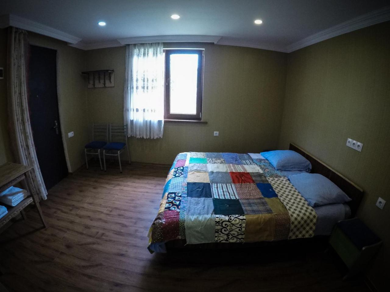 Keti Pilpani Guesthouse Mestia Esterno foto